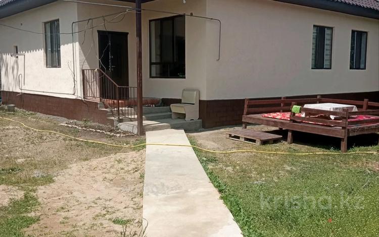 Отдельный дом · 4 комнаты · 135 м² · 7 сот., мкр Акжар, Даулеткерея — Шпекбаева за 68 млн 〒 в Алматы, Наурызбайский р-н — фото 39