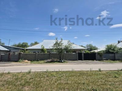 Отдельный дом · 4 комнаты · 180 м² · 10 сот., Жамбыл 18 за 38 млн ₸ в Нура