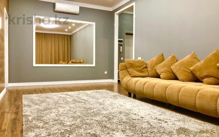 2-комнатная квартира · 70 м² · 9 этаж, Розыбакиева 320 за 500 000 ₸ в Алматы, Бостандыкский р-н — фото 2