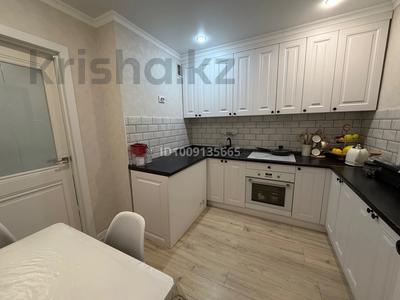 2-комнатная квартира · 56 м² · 5/9 этаж, Мухтар Ауэзова 61 — Ауэзова - Абая за 19.5 млн 〒 в Экибастузе