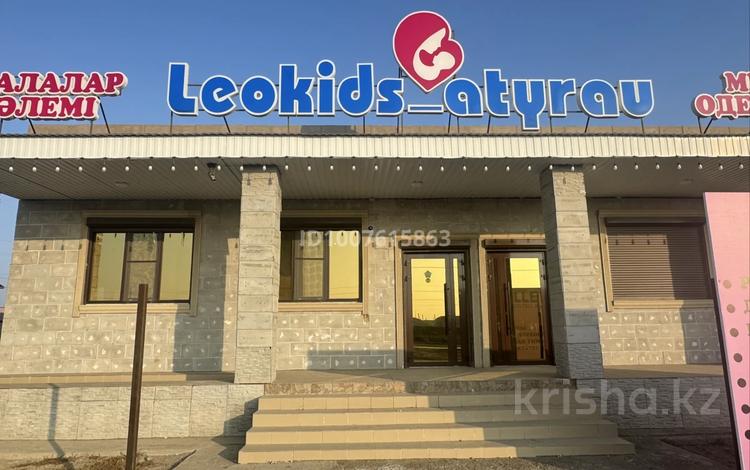 Свободное назначение · 200 м² за 400 000 ₸ в Атырау, мкр Жулдыз-3 — фото 2