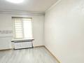 3-бөлмелі пәтер · 70 м² · 1/5 қабат, мкр Мамыр-2, бағасы: 50 млн ₸ в Алматы, Ауэзовский р-н — фото 3