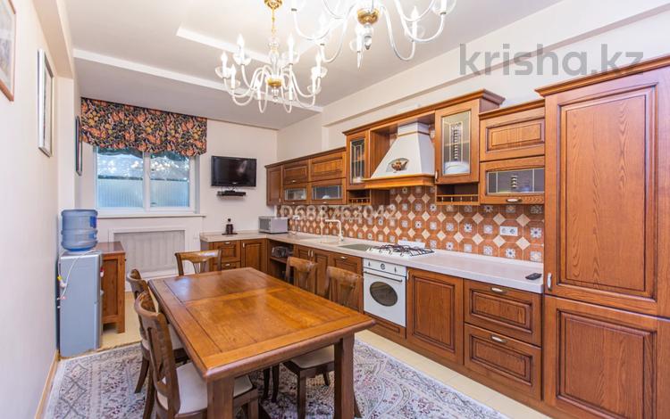 5-бөлмелі пәтер · 200 м² · 1/5 қабат, Аль-Фараби 110а — Аль-Фараби -Весновка, бағасы: 280 млн ₸ в Алматы, Медеуский р-н — фото 44