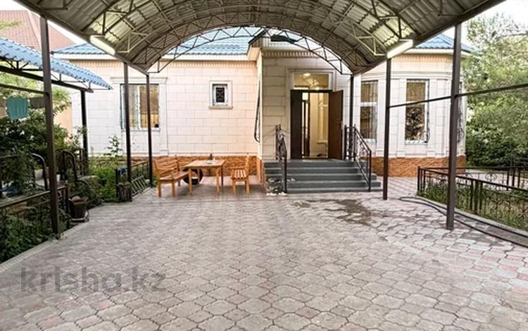 Отдельный дом · 5 комнат · 190 м² · 8 сот., мкр Самал-2 43 — Назарбекрва за 80 млн ₸ в Шымкенте, Абайский р-н — фото 2