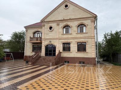 Жеке үй · 8 бөлме · 550 м² · 15 жүзд., Бегім ана 30, бағасы: 110 млн ₸ в 