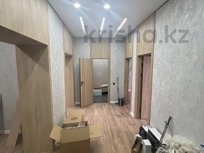 4-бөлмелі пәтер · 135 м² · 2/9 қабат, мкр. Алтын орда 2, бағасы: 56 млн ₸ в Актобе