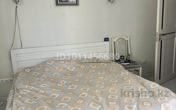 2 комнаты · 60 м² · 5/7 этаж, Алихана Бокейханова 15 — Бухар Жырау за 130 000 ₸ в Астане, Есильский р-н — фото 2