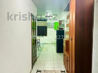 Үйдің бір бөлігі · 3 бөлме · 65 м², Аманжолова 68а, бағасы: 150 000 ₸ в Жанатурмысе