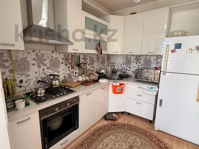 3-бөлмелі пәтер · 70 м² · 3/5 қабат, 11-й мкр 42, бағасы: 17 млн ₸ в Актау