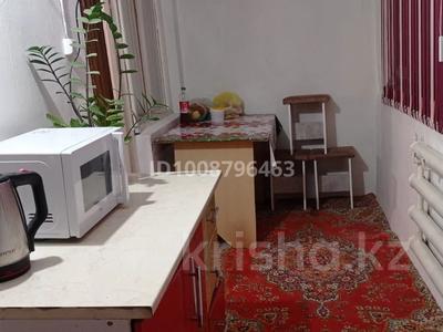 2-бөлмелі пәтер · 40.7 м² · 2/4 қабат, Койбакова 10, бағасы: 10 млн ₸ в Таразе