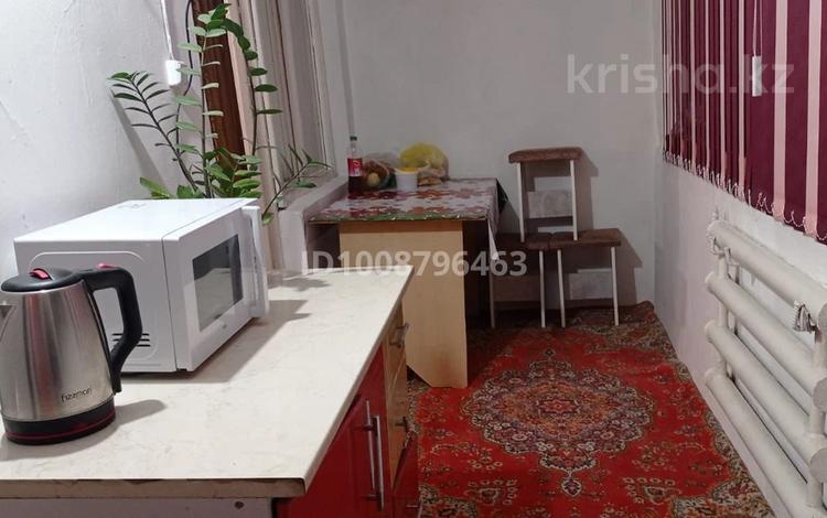 2-бөлмелі пәтер · 40.7 м² · 2/4 қабат, Койбакова 10, бағасы: 10 млн ₸ в Таразе — фото 2