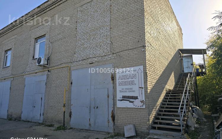 Свободное назначение, склады, азс, автосервисы и автомойки, развлечения, кабинеты и рабочие места · 900 м² за 1.3 млн 〒 в Костанае — фото 2