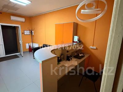 Медцентры и аптеки · 70 м² за 70 млн ₸ в Астане, Сарайшык р-н