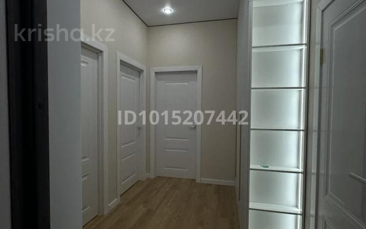 3-бөлмелі пәтер · 61.4 м² · 5/9 қабат, Университетская 18, бағасы: 33.5 млн ₸ в Караганде — фото 2