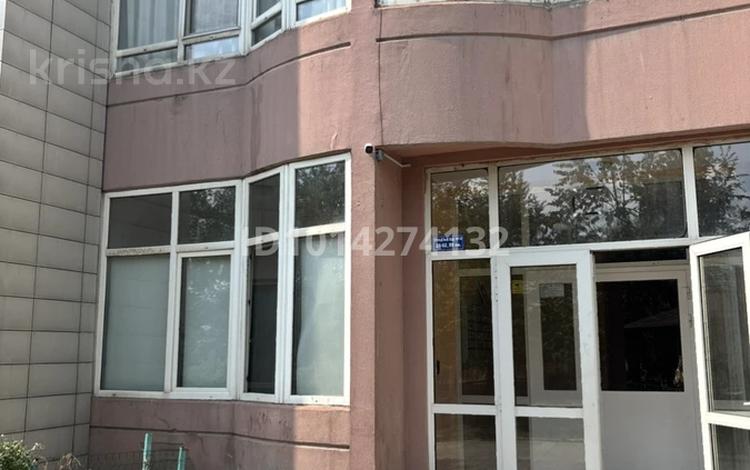 3-комнатная квартира · 90 м² · 5/9 этаж, мкр Аккент 2 — Райымбека / Яссауи за 250 000 ₸ в Алматы, Алатауский р-н — фото 2