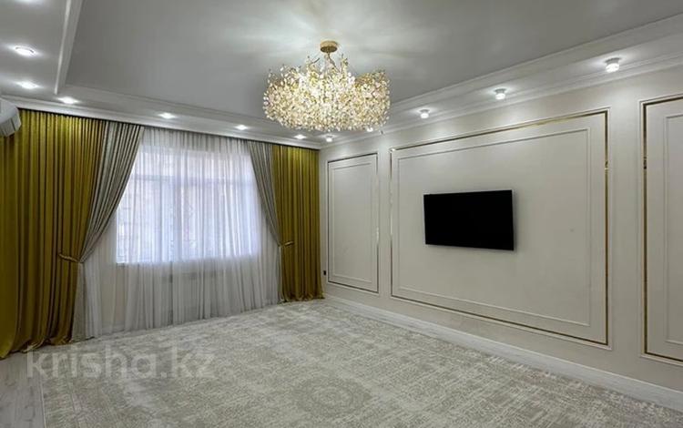4-бөлмелі пәтер · 147 м² · 7/10 қабат, 19-й мкр 33, бағасы: 53 млн ₸ в Актау — фото 2