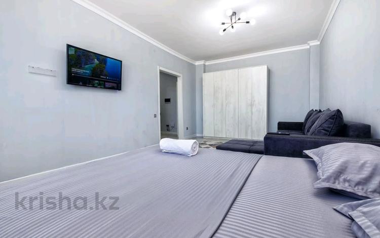 1-комнатная квартира · 30 м² · 8/12 этаж, Рыскулбекова 28/1 за 16 000 ₸ в Алматы, Бостандыкский р-н — фото 2