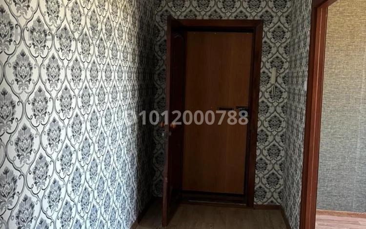 2-бөлмелі пәтер · 49.3 м² · 3/5 қабат, Камзина 16, бағасы: 9.5 млн ₸ в Аксу — фото 2