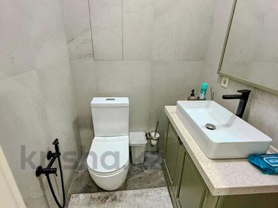 2-бөлмелі пәтер · 80 м² · 2/7 қабат, Болашак 16, бағасы: 65 млн ₸ в Талдыкоргане