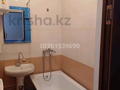 3-комнатная квартира · 60 м² · 1/5 этаж, Есимхан 15 за 110 000 〒 в 