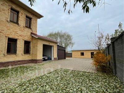 Аренда домов или дач в Астане: Отдельный дом · 12 комнат · 650 м² · помесячно, мкр Комсомольский 8 за 6 млн 〒 Отдельный дом · 12 комнат · 650 м² · помесячно, мкр Комсомольский 8 за 6 млн 〒 в Астане, Есильский р-н