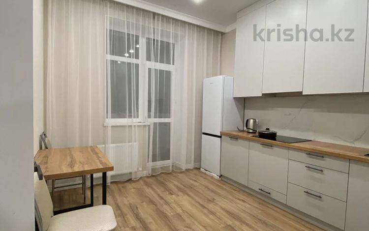 1-комнатная квартира, 39 м², 8/9 этаж помесячно, Толе би 14