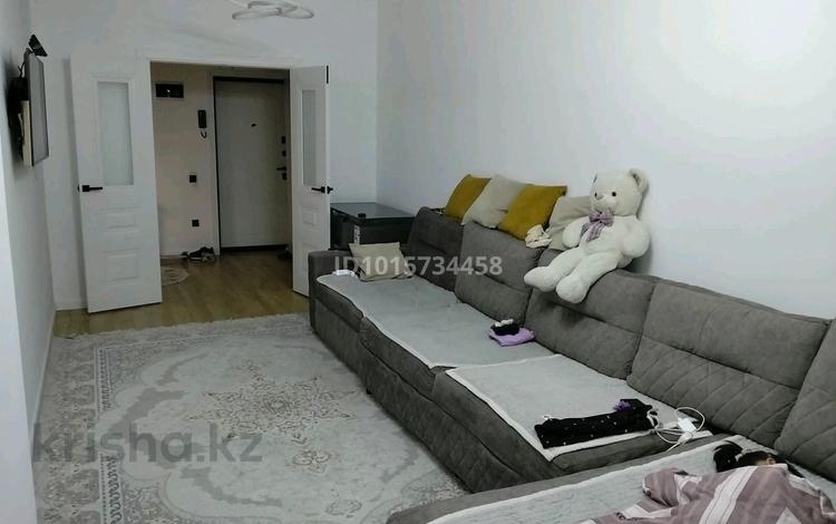 2-комнатная квартира · 63 м² · 5/7 этаж, мкр Томирис, Рыскулова 103/6 за 250 000 ₸ в Алматы, Алатауский р-н — фото 2
