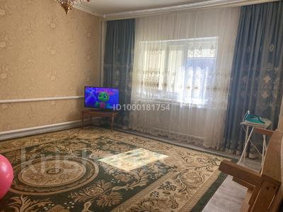 Үйдің бір бөлігі · 3 бөлме · 95 м² · 10 жүзд., Авиагородок 11А — Рядом супермаркет Анвар, бағасы: 23 млн ₸ в Актобе, мкр Авиагородок