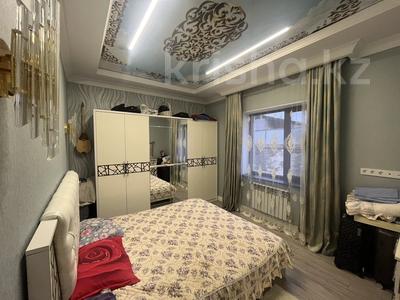 Отдельный дом • 6 комнат • 220 м² • 7.5 сот., Акын Сара 35 за 65 млн 〒 в Алматы