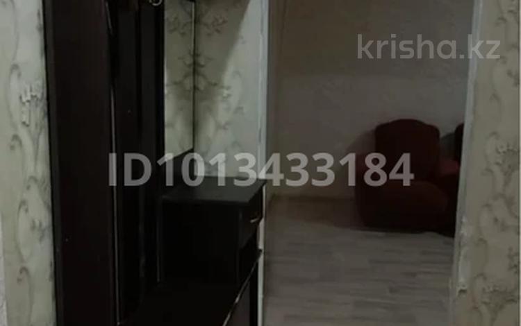 2-комнатная квартира · 45 м² · 5/5 этаж, Майкудук, 13й микрорайон 9 — Автостанция за 110 000 ₸ в Караганде, Алихана Бокейханова р-н — фото 10