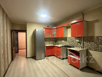 3-бөлмелі пәтер · 90 м² · 2/9 қабат, Алғабас ш/а., Мкр Алгабас-1 36 — Момыш улы и Рыскулова, бағасы: 300 000 ₸ в Алматы, Алатауский р-н