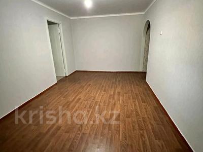 2-бөлмелі пәтер · 45 м² · 2/5 қабат, Самал ш/а., бағасы: ~ 12.3 млн ₸ в Таразе, мкр Самал