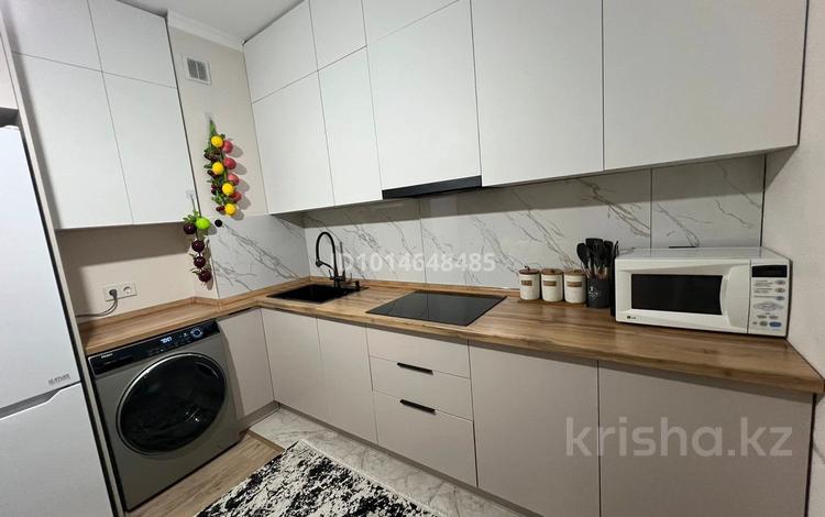 2-бөлмелі пәтер · 54 м² · 3/6 қабат, Бауыржана Момышулы 11/14а — Момышулы-Рыскулова, бағасы: 51 млн ₸ в Алматы, Алатауский р-н — фото 2