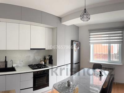 2-бөлмелі пәтер · 72 м² · 1/5 қабат, Нұрсая ш/а. 71/1, бағасы: 27 млн ₸ в Атырау, мкр Нурсая