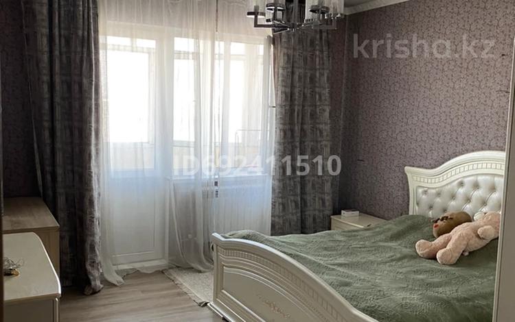 2-комнатная квартира, 70 м², 6/12 этаж, мкр Акбулак 9