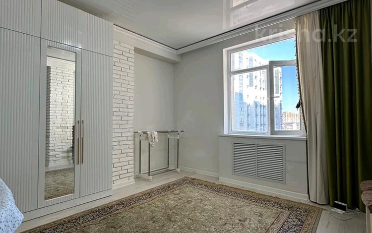 3-комнатная квартира · 95 м² · 6/9 этаж, 17-й мкр 46 за ~ 36 млн ₸ в Актау — фото 2