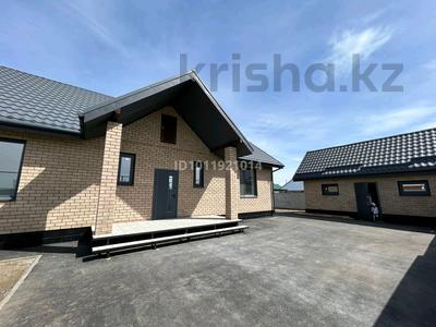 Отдельный дом · 4 комнаты · 110 м² · 6 сот., Мкр. Солнечный за 66 млн 〒 в Костанае, Костанай-2