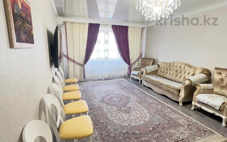 2-бөлмелі пәтер · 71.5 м² · 9/12 қабат, Рыскулбекова 28/1, бағасы: 50.5 млн ₸ в Алматы, Ауэзовский р-н — фото 2