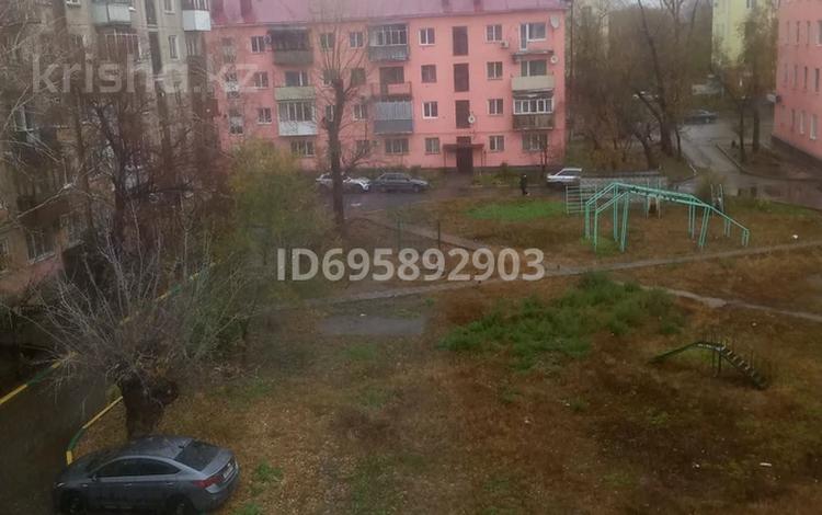 1-комнатная квартира · 31 м² · 4/4 этаж, Назарбаева 55/1 — Назарбаева и рядом Добролюбова. ДКМ. Уч комбинат рядом. за 13 млн ₸ в Усть-Каменогорске, Ульбинский — фото 2