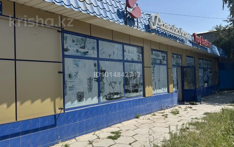 Свободное назначение, офисы, магазины и бутики, склады, азс, автосервисы и автомойки, общепит, салоны красоты, фитнес и спорт, медцентры и аптеки, образование, развлечения, конференц-залы, кабинеты и рабочие места, студии · 95 м² за 250 000 ₸ в Таразе, мкр Алатау — фото 2