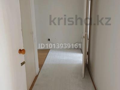 1-бөлмелі пәтер · 44.4 м² · 9/12 қабат, Кошкарбаева 40, бағасы: 22 млн ₸ в Астане, Сарайшык р-н