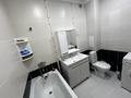 2-бөлмелі пәтер · 55 м² · 1/7 қабат, Алтын орда ш/а., мкр Батыс 2 49Д, бағасы: 23.5 млн ₸ в Актобе, мкр. Алтын орда — фото 5