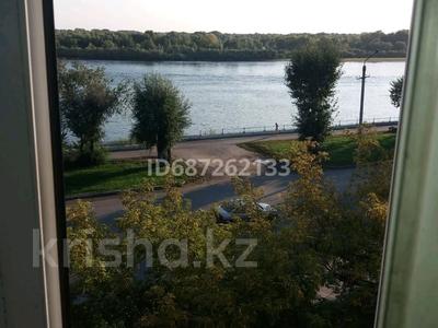 3-комнатная квартира · 57 м² · 4/5 этаж, 1 микрорайон 16 за 18 млн ₸ в Семее