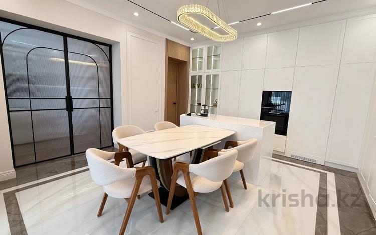 3-комнатная квартира · 147 м² · 5/7 этаж, мкр. Алтын орда за 145 млн ₸ в Актобе — фото 3