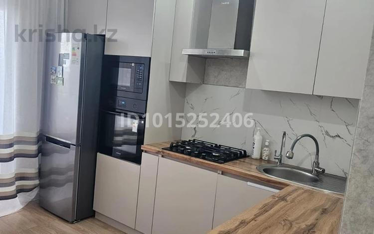 2-бөлмелі пәтер · 77.3 м² · 5/9 қабат, 7-ші шағым аудан 9/1, бағасы: 45 млн ₸ в Костанае, 7-й микрорайон — фото 2