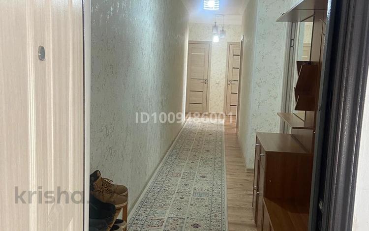 3-бөлмелі пәтер · 80 м² · 5/5 қабат, мкр Береке 5, бағасы: 25 млн ₸ в Атырау — фото 2