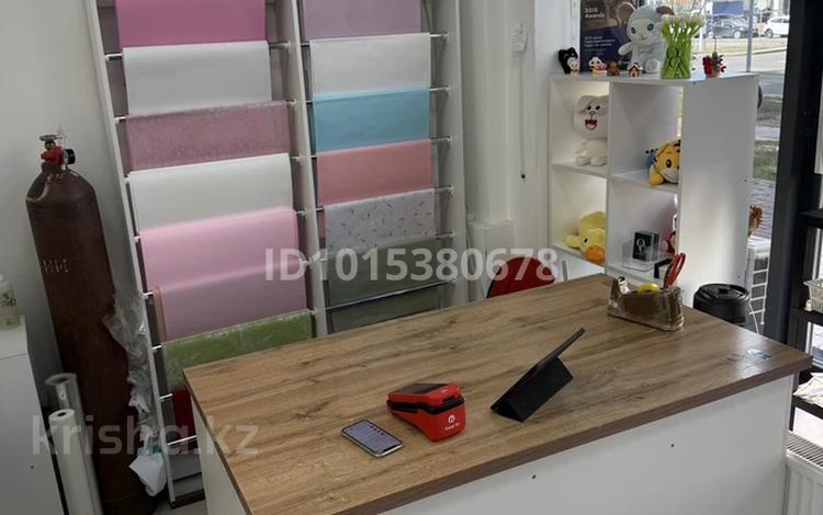 Прям готовый цветочный магазин · 45 м² за 5.8 млн ₸ в Астане, Нура р-н — фото 2