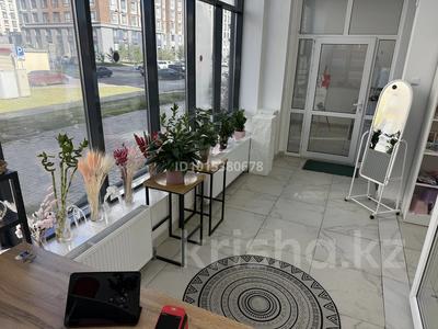 Прям готовый цветочный магазин · 45 м² за 5.8 млн ₸ в Астане, Нура р-н