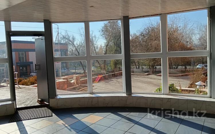 2-комнатная квартира · 49.5 м² · 8/9 этаж, Уранхаева за ~ 25.4 млн 〒 в Семее — фото 2