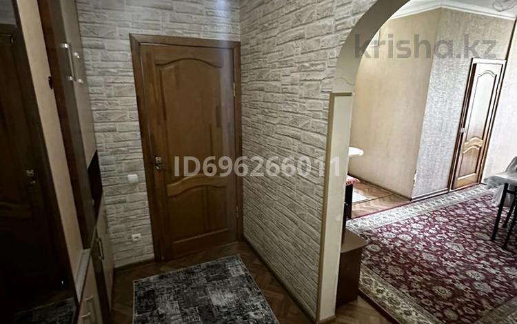 2-бөлмелі пәтер, 50 м², 3 қабат, мкр Нурсат 197 — Аллея-Байтерекова, бағасы: 22 млн 〒 в Шымкенте, Каратауский р-н — фото 2